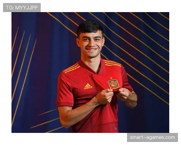 佩德里与法布雷加斯：早熟中场的战术角色与成长轨迹对比分析