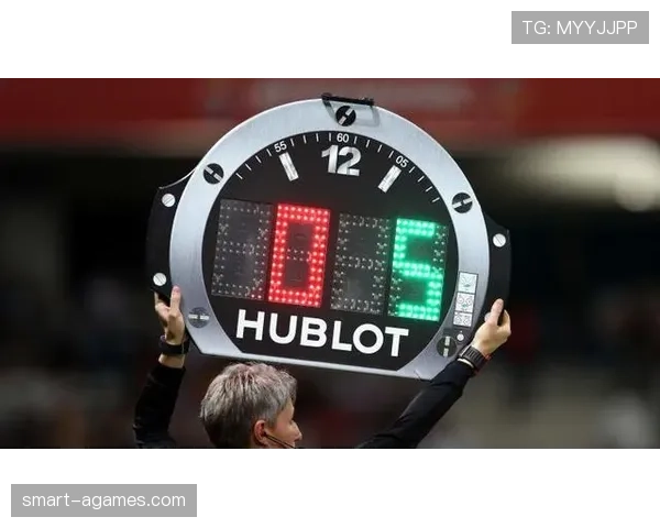 耳机裁判系统如何改变VAR判罚效率与误判率？